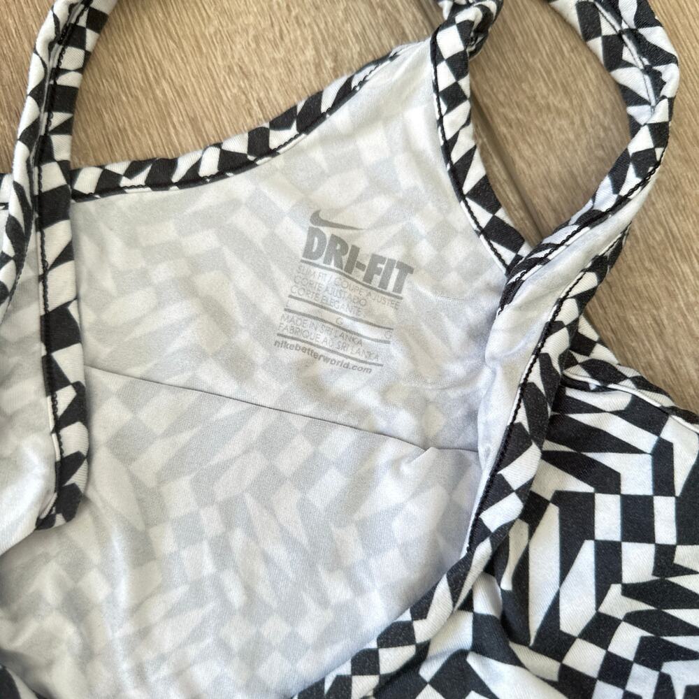 Nike tank - Picture 3 of 6